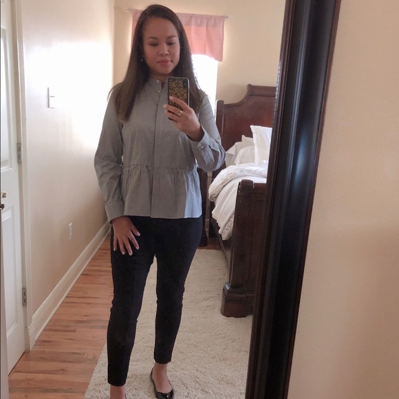 👋🏽 {Hi} - Picture 3 of 4